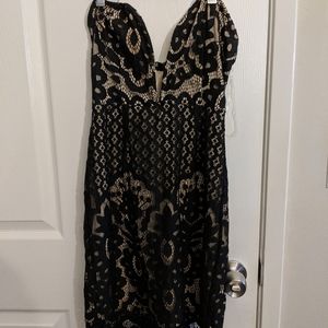 Asos Boohoo Petite Plunge Lace Dress